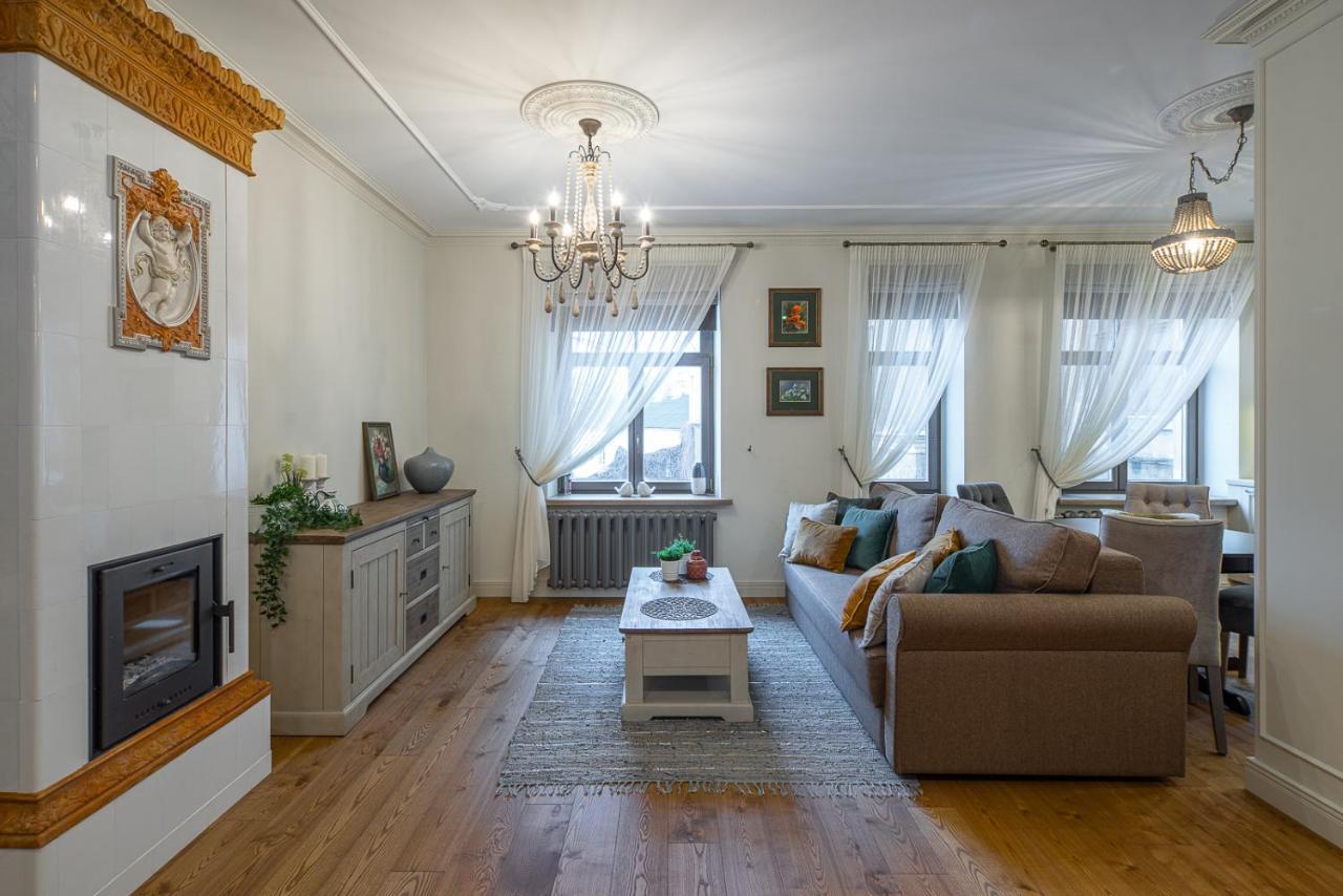 Dzirnavu Residence 2 Bedroom Apartment 리가 외부 사진
